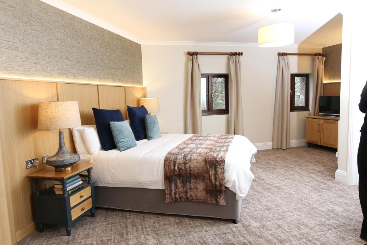 Boringdon Hall Hotel And Spa Plymouth Exterior photo A bedroom at the hotel